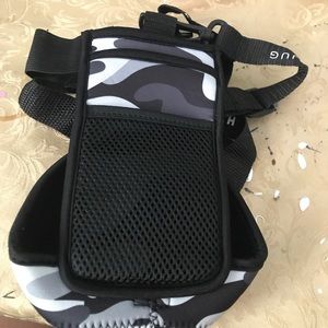 Camo hydro jug carrier